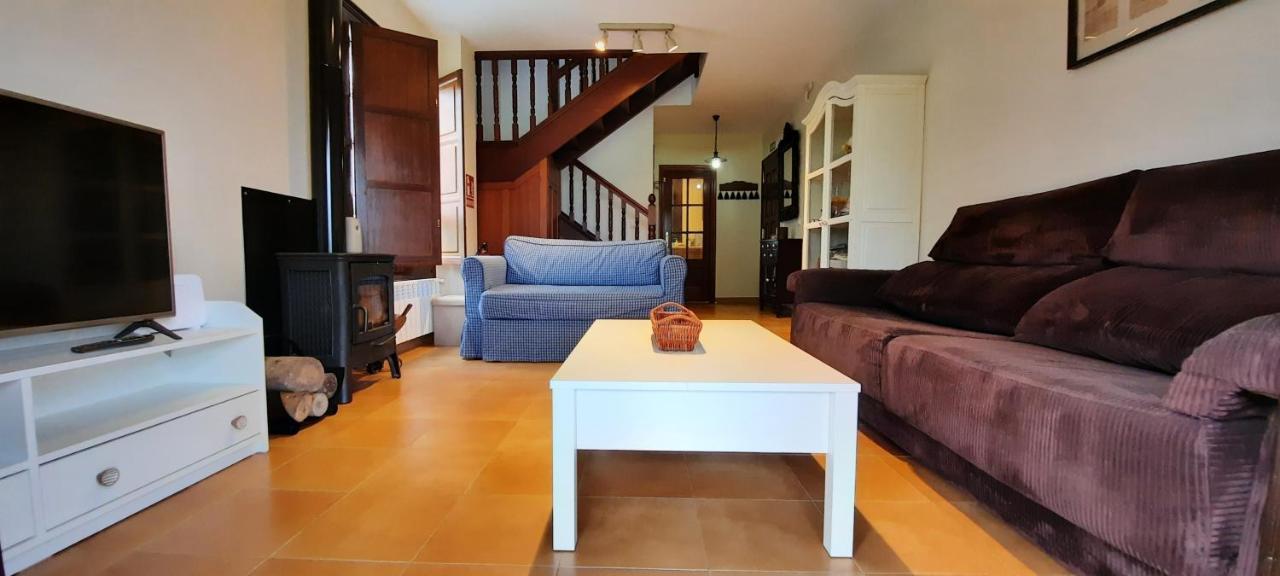 Casa En Sobarzo, Junto Al Parque De Cabarceno Vila Exterior foto