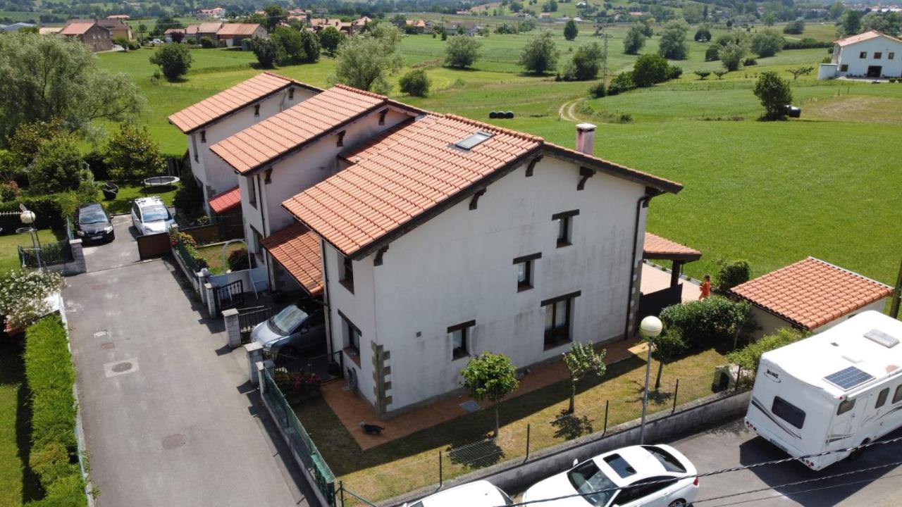 Casa En Sobarzo, Junto Al Parque De Cabarceno Vila Exterior foto
